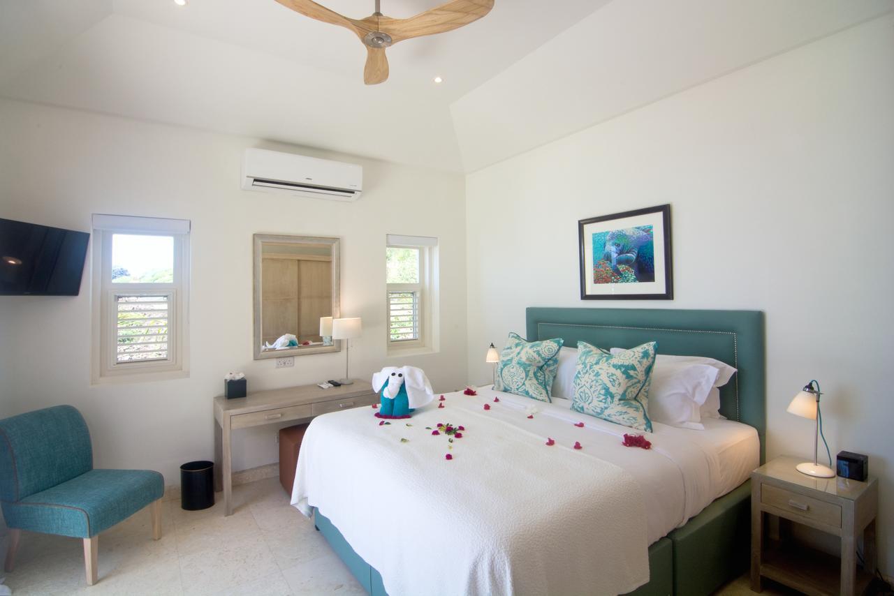 The Liming Bequia Hotel Friendship Exterior photo